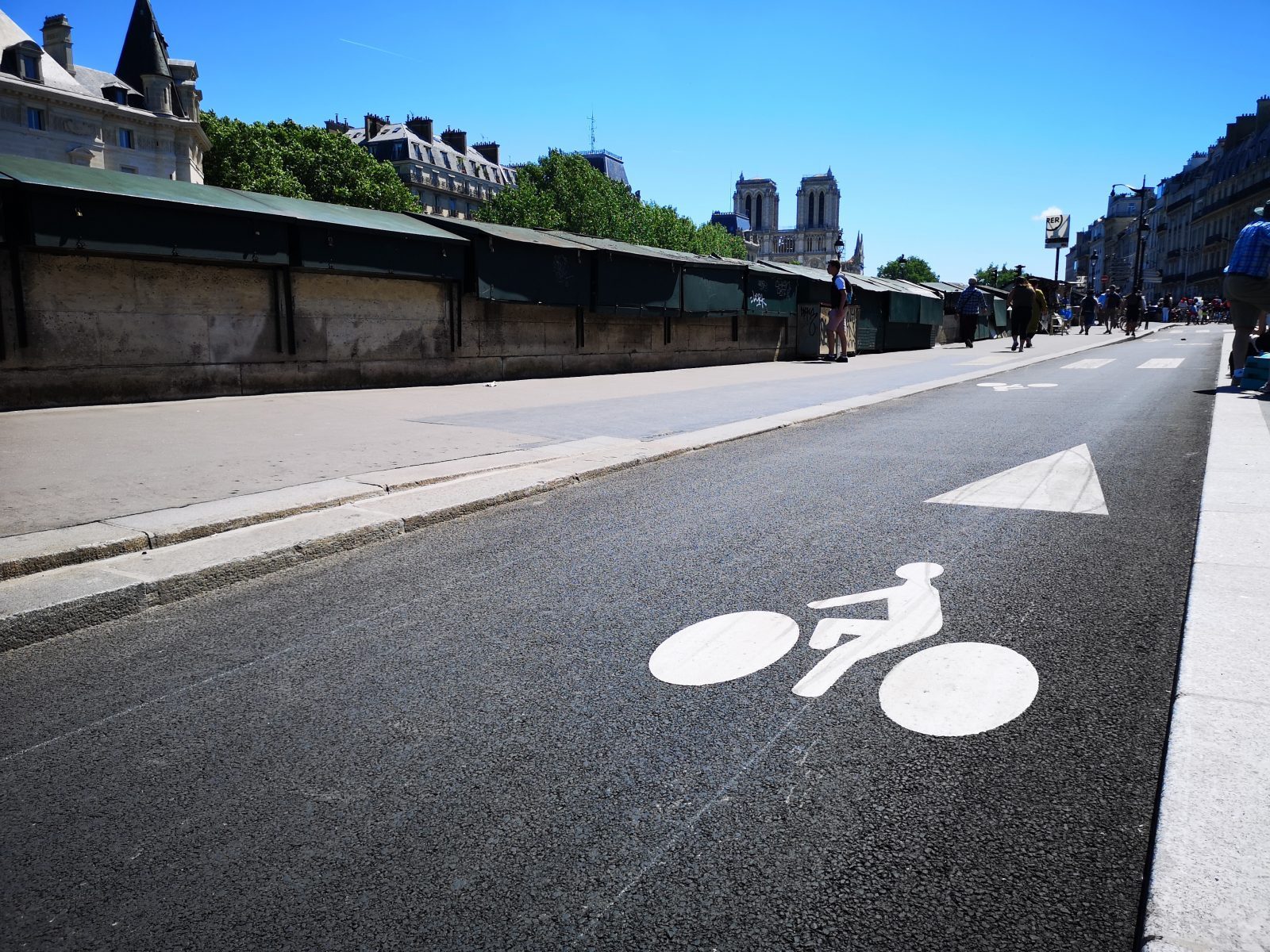 NEW CYCLE LANES IN PARIS
